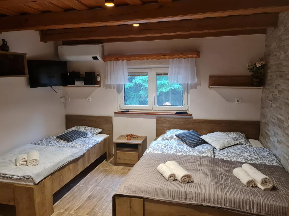 Gozdarjeva Hiska M&K Villa Dobrovnik Bagian luar foto