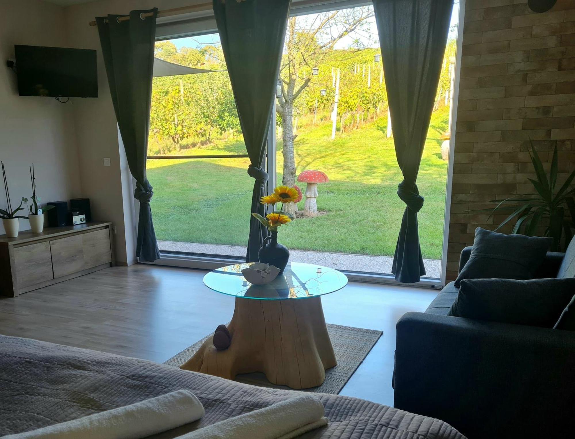 Gozdarjeva Hiska M&K Villa Dobrovnik Bagian luar foto